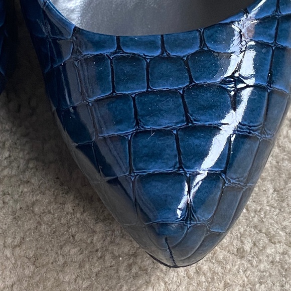 Call It Spring Teal Blue Faux Croc Pumps, Size 39 - Picture 4 of 8